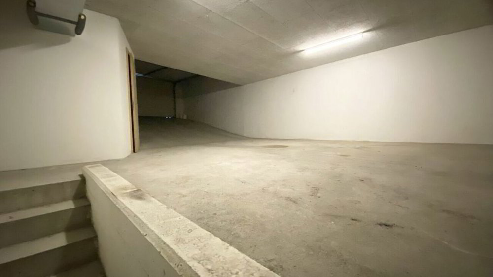 Casa di 5 locali in vendita a Saxon - immagine 1/12