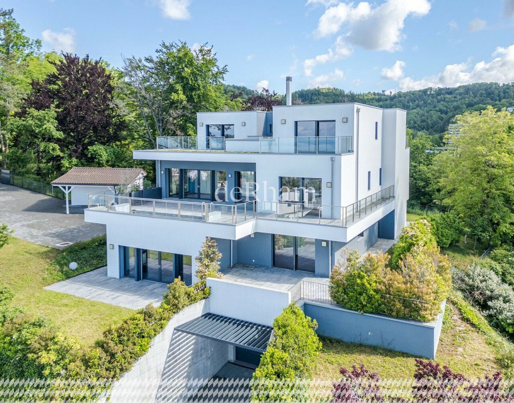 Casa di 9 locali in vendita a Pully - immagine 1/7