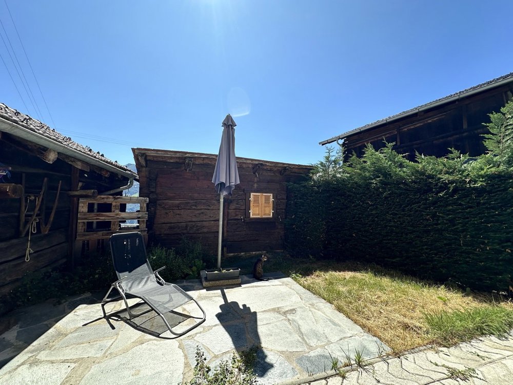 Appartement 4 pièces à louer à Vernamiège - image 1/12