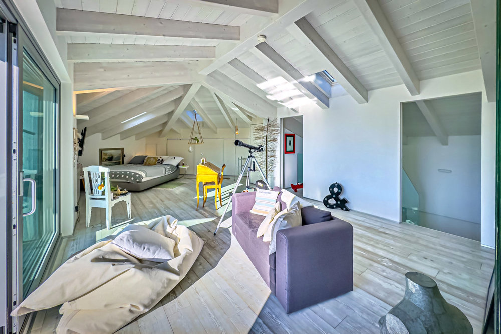 null rooms House to buy in Vezia - image 1/13
