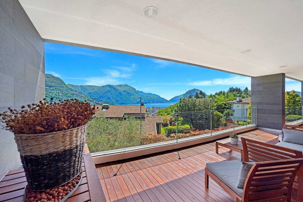 4 rooms House to buy in Porza - image 1/13