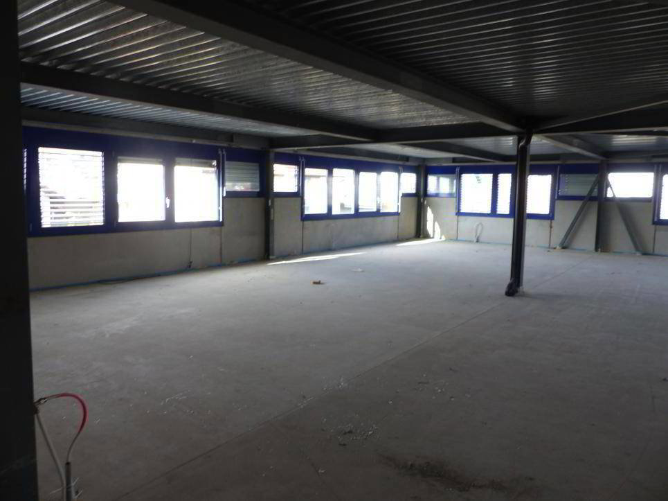 null rooms Office & Commercial for rent in Bevaix - image 1/13