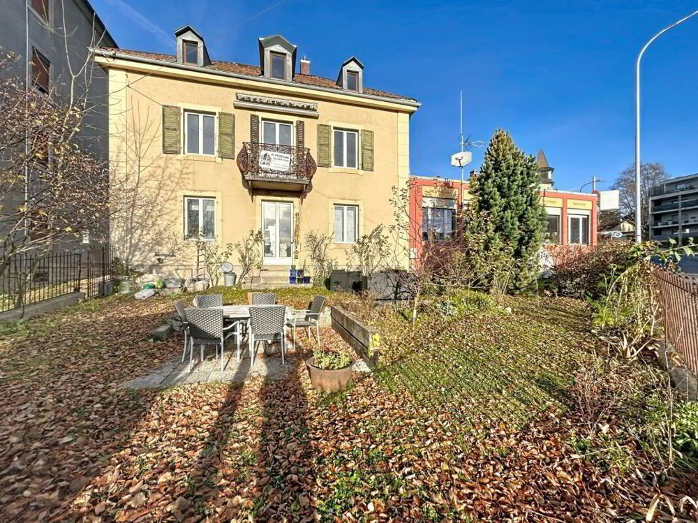 4 rooms Apartment to buy in La Chaux-de-Fonds - image 1/10