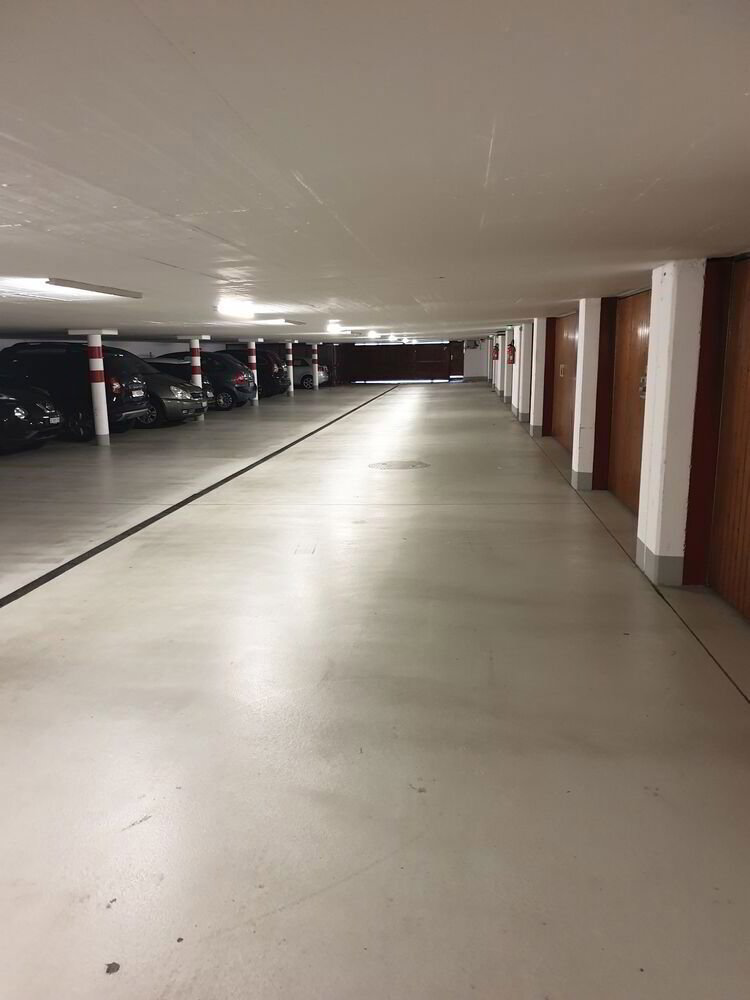 null Zimmer Parkplatz, Garage zu vermieten in Meinier - Bild 1/2