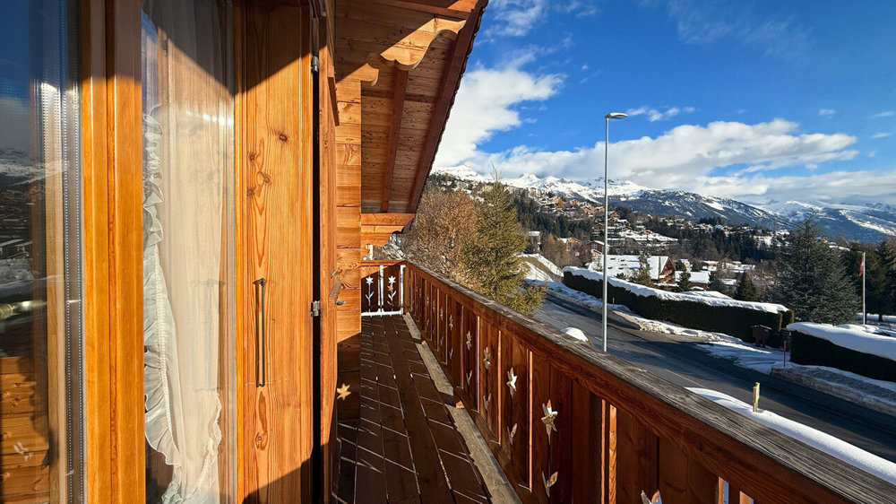Casa di 5 locali in vendita a Crans-Montana - immagine 1/13