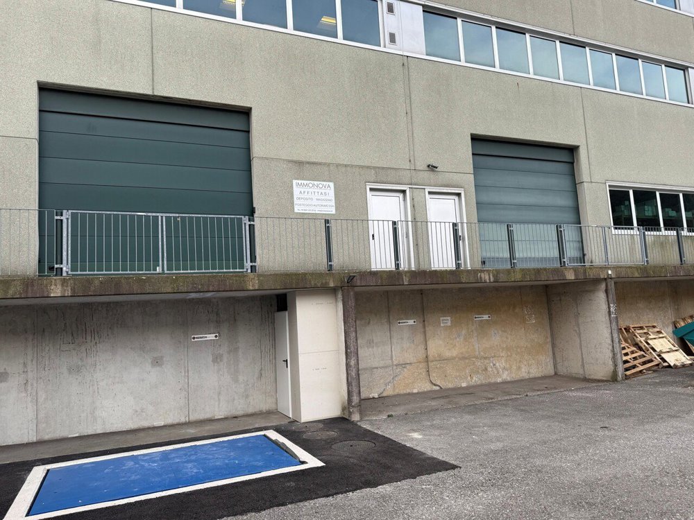 Ufficio & Commercio di 1 locali in affitto a Mendrisio - immagine 1/7