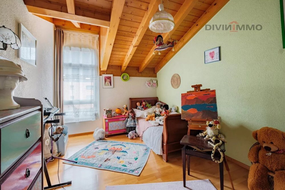Casa di 6 locali in vendita a St-Léonard - immagine 1/13