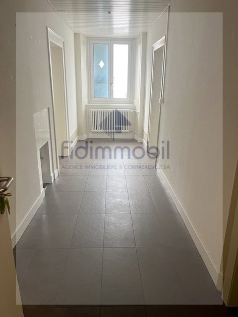 Appartamento di 2 locali in affitto a La Chaux-de-Fonds - immagine 1/7