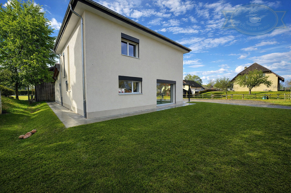 Casa di 5 locali in vendita a Courgenay - immagine 1/11