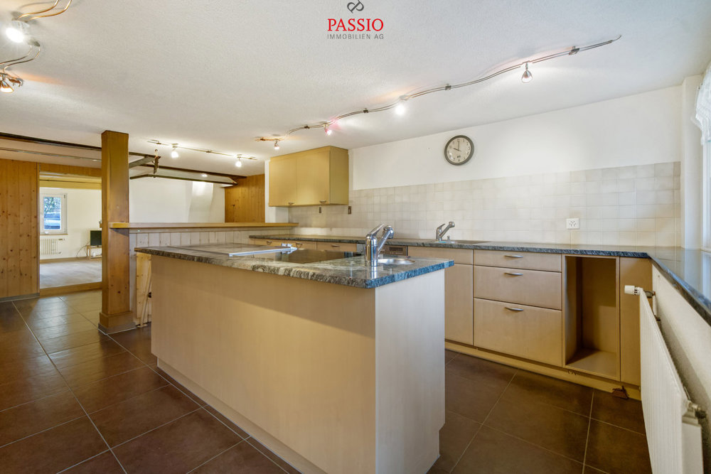 Casa di 8 locali in vendita a Höfen b. Thun - immagine 1/13