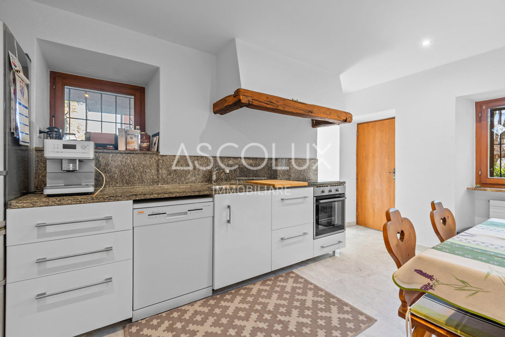Casa di 9 locali in vendita a Locarno - immagine 1/13