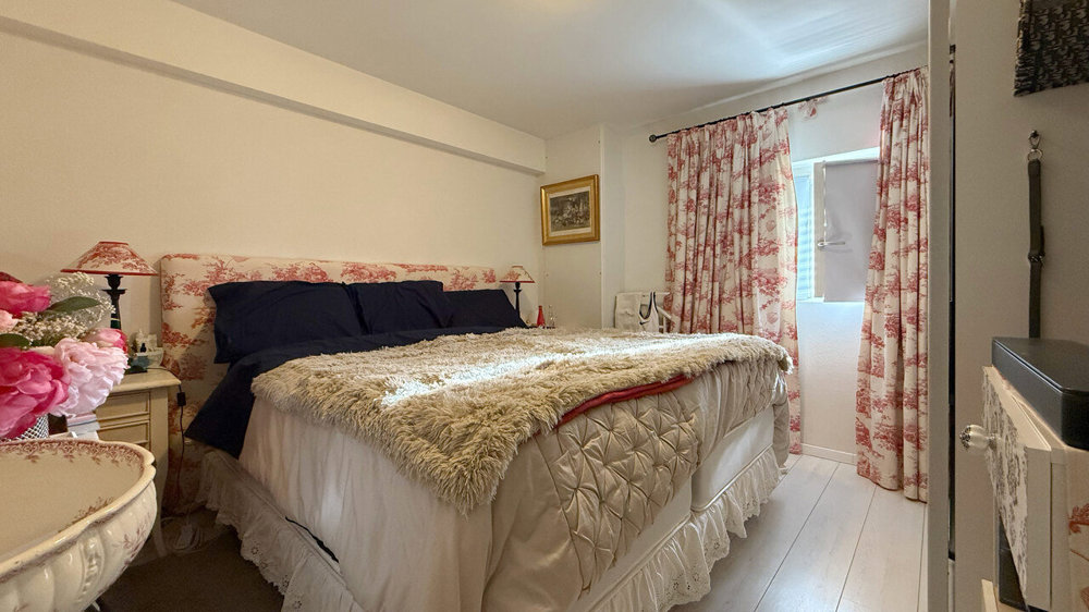 Casa di 7 locali in vendita a Chermignon - immagine 1/13