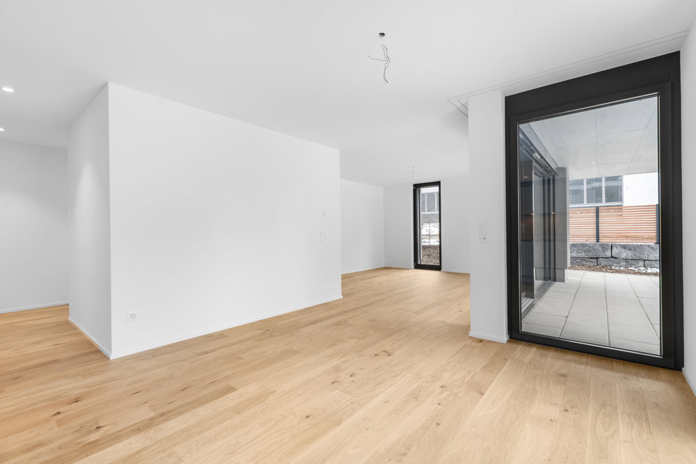 4 rooms Apartment to buy in Bad Zurzach - image 1/12