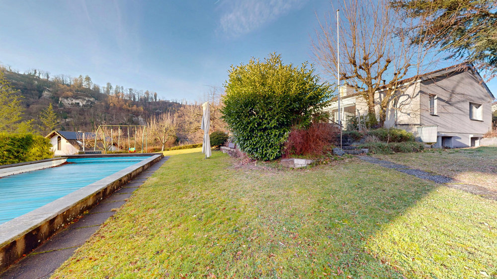 7 Zimmer Haus zum verkaufen in Duggingen - Bild 1/13