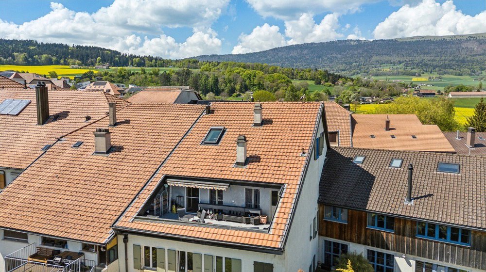Appartement 4 pièces à acheter à Lignières - image 1/5