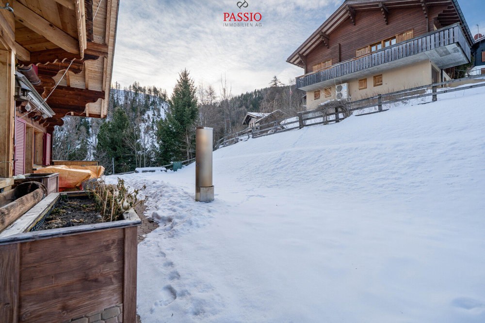 Maison 6 pièces à acheter à Bürchen - image 1/13