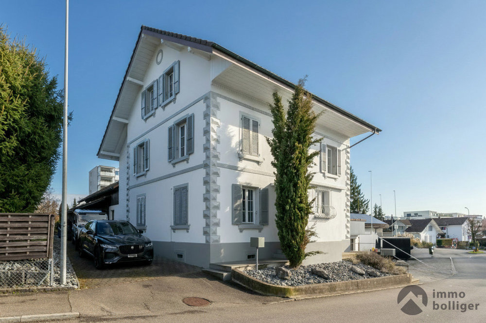 Maison 8 pièces à acheter à Oftringen - image 1/13