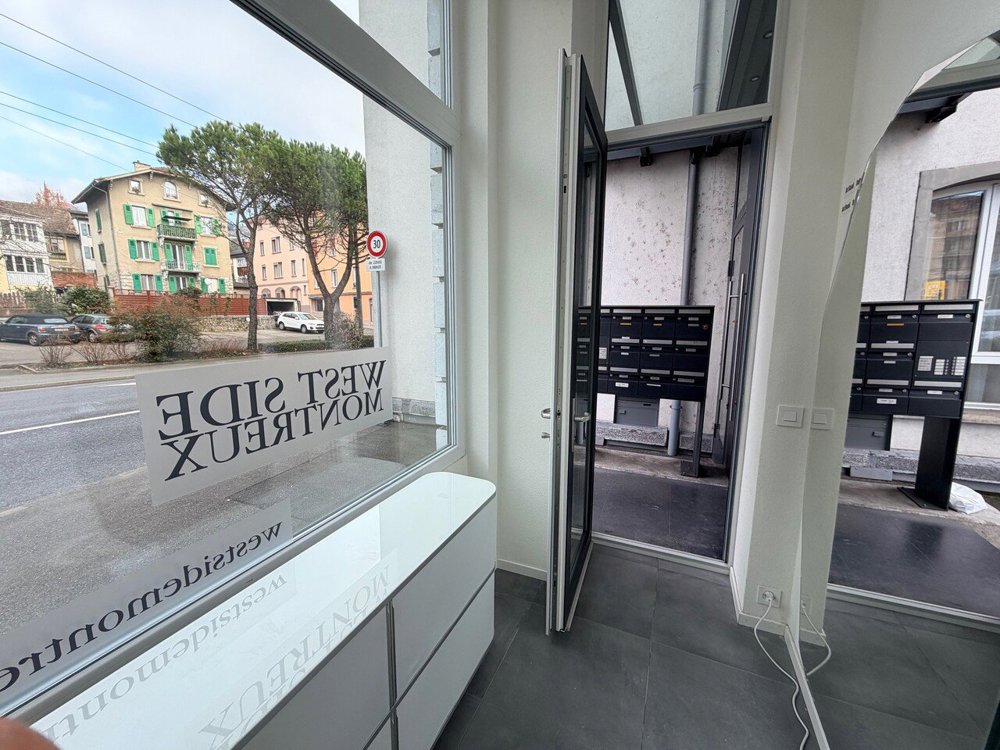 Ufficio & Commercio di null locali in affitto a Clarens - immagine 1/6