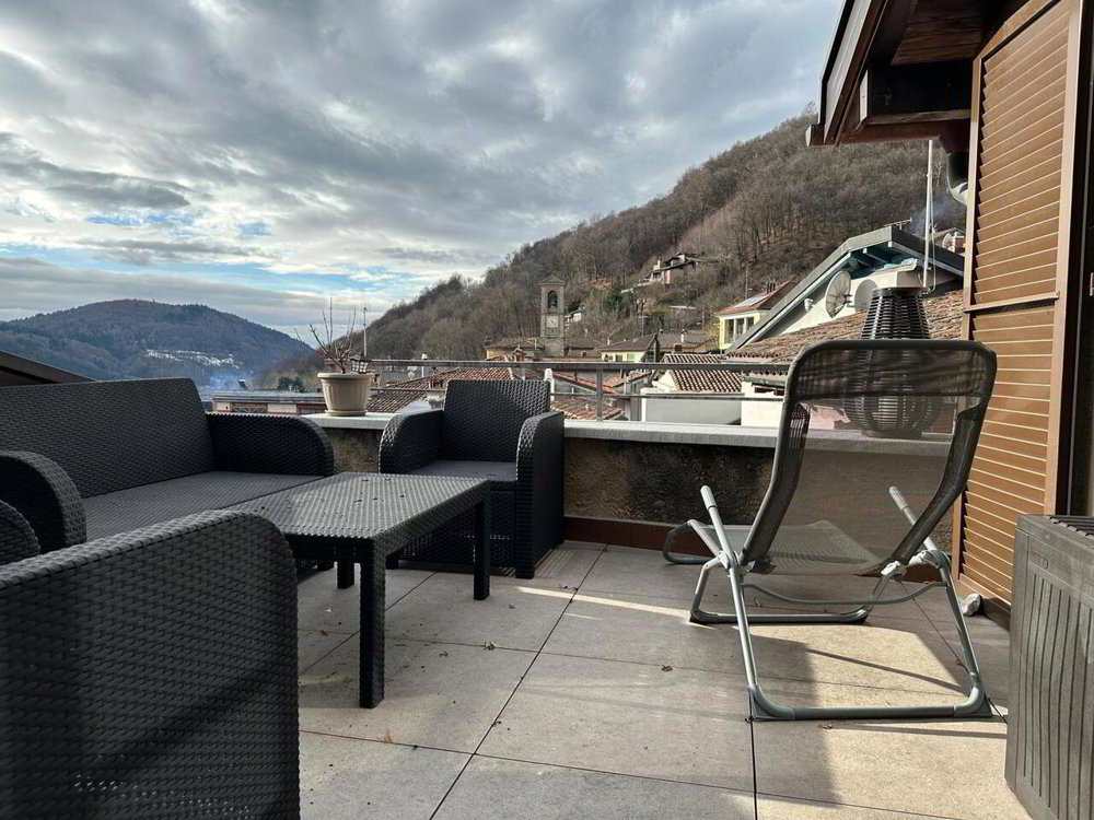 10 Zimmer Haus zum verkaufen in Vezio - Bild 1/13