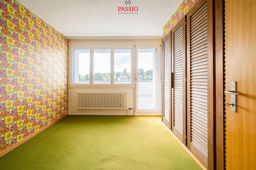 5 rooms Apartment to buy in Düdingen - image 1/13