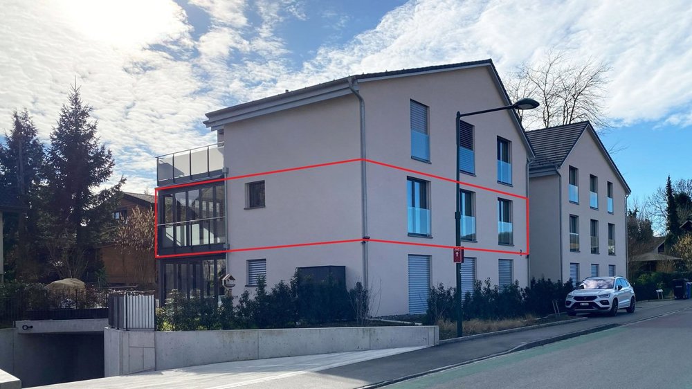 4 rooms Apartment to buy in Biel-Benken BL - image 1/13