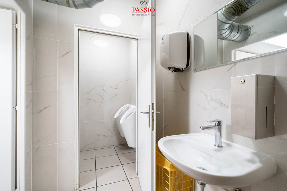 Maison 10 pièces à acheter à Olten - image 1/13