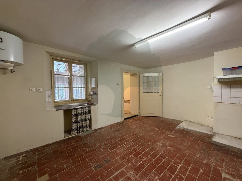 Maison null pièces à acheter à St-Ursanne - image 1/13