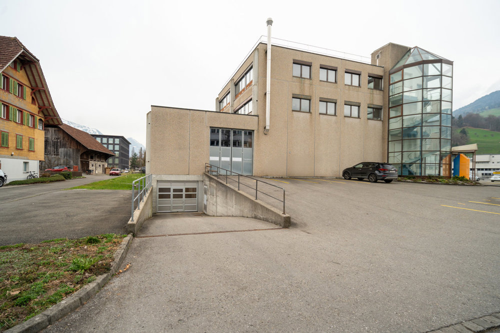 Ufficio & Commercio di null locali in affitto a Sarnen - immagine 1/6