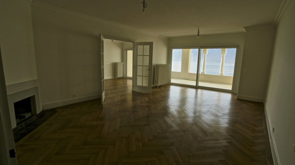 6 Zimmer Wohnung zu vermieten in Clarens - Bild 1/10