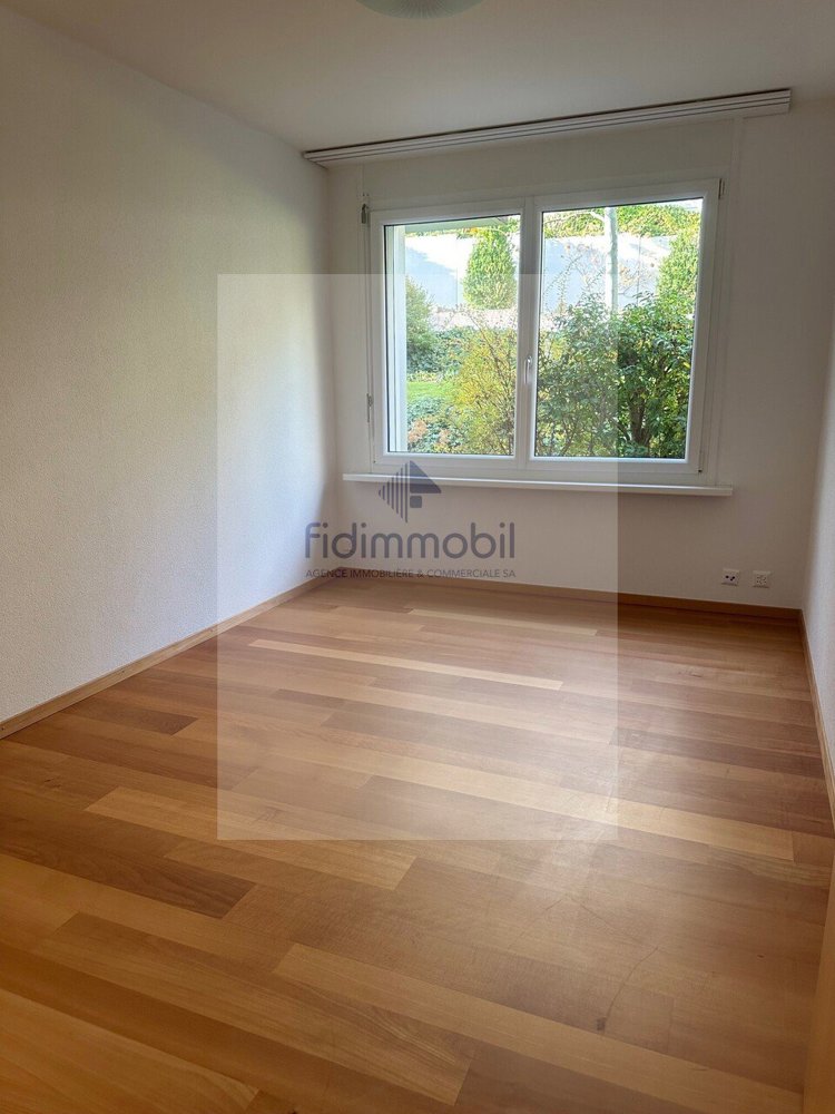Appartement 5 pièces à louer à Neuchâtel - image 1/10