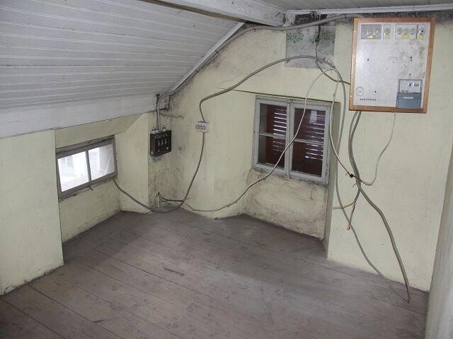 Casa di 9 locali in vendita a Giornico - immagine 1/13