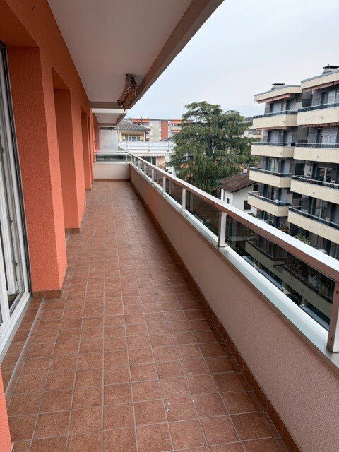Appartamento di 3 locali in affitto a Paradiso - immagine 1/6
