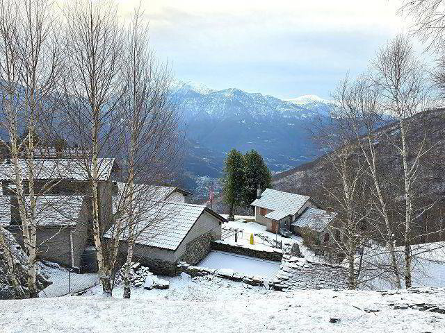 Casa di 2 locali in vendita a Gorduno - immagine 1/13