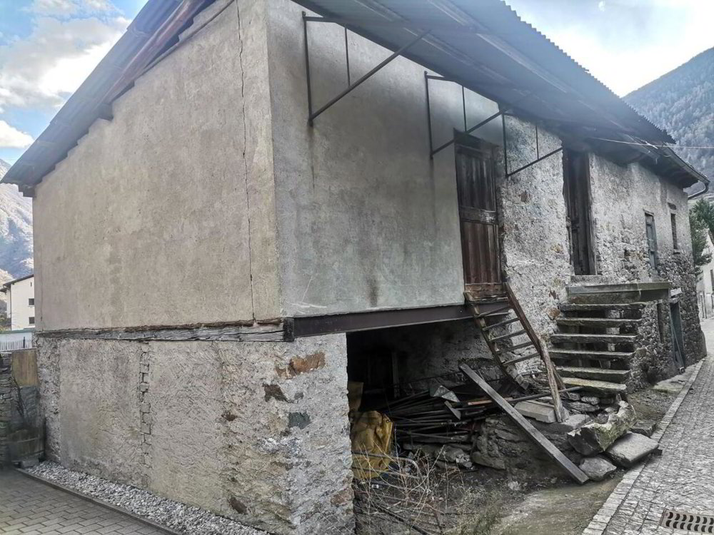 Terreno di null locali in vendita a Malvaglia - immagine 1/13