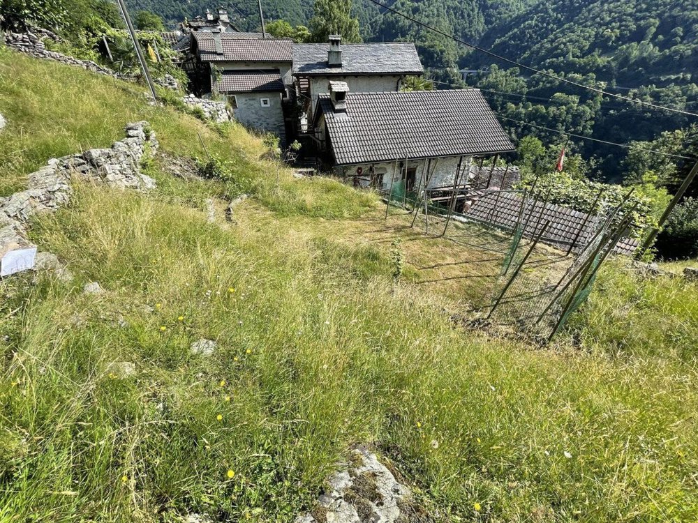 Casa di 2 locali in vendita a Intragna - immagine 1/13