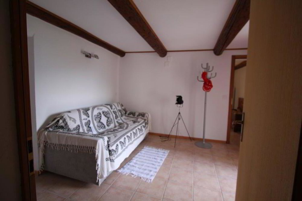 Casa di 8 locali in vendita a Borgnone - immagine 1/13
