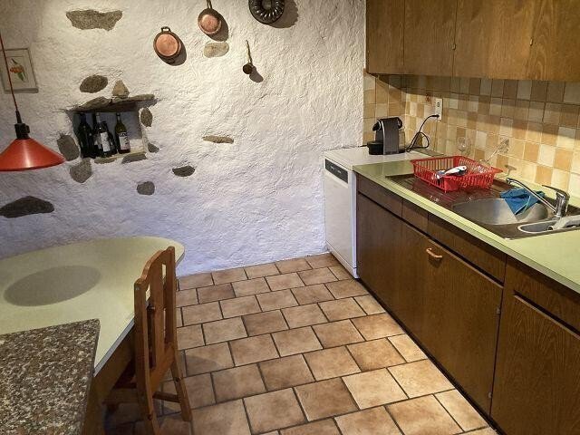 Casa di 8 locali in vendita a Madonna del Piano - immagine 1/13