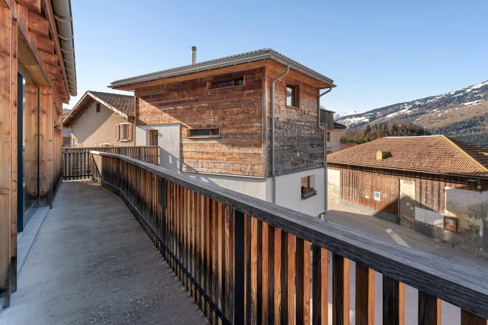 4 Zimmer Haus zu vermieten in Tumegl/Tomils - Bild 1/13
