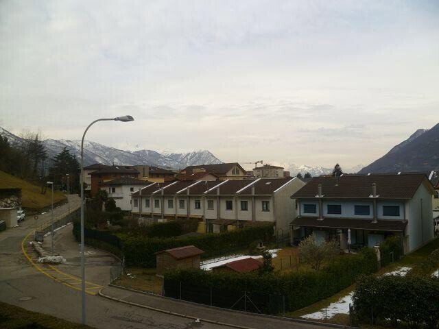 4 rooms Apartment to buy in Giubiasco - image 1/12