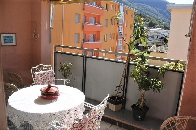 Appartement 7 pièces à acheter à Giubiasco - image 1/13