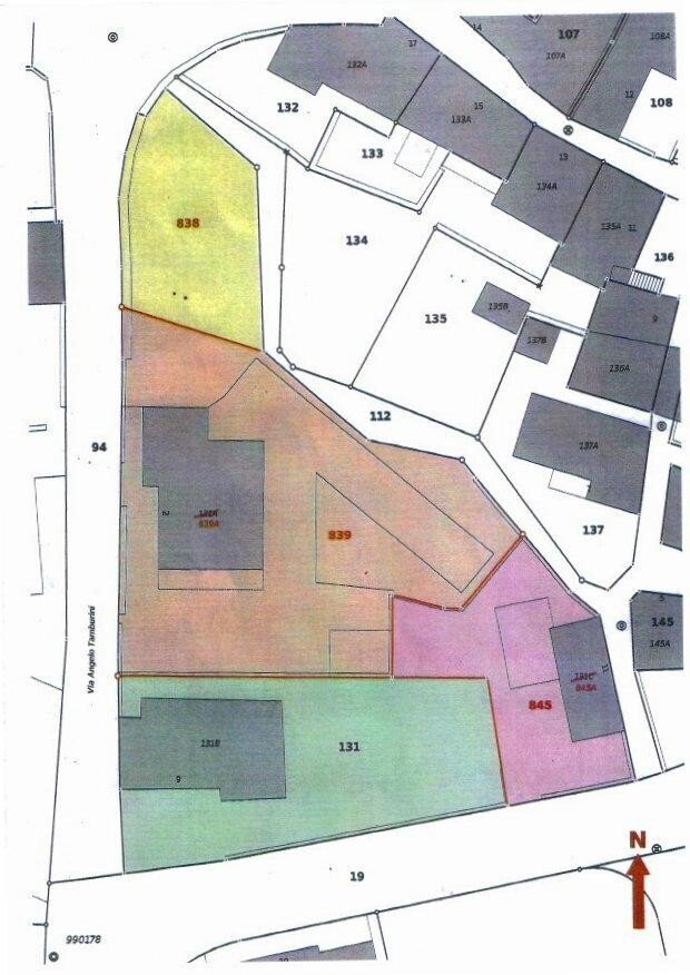 1 rooms House to buy in Miglieglia - image 1/12