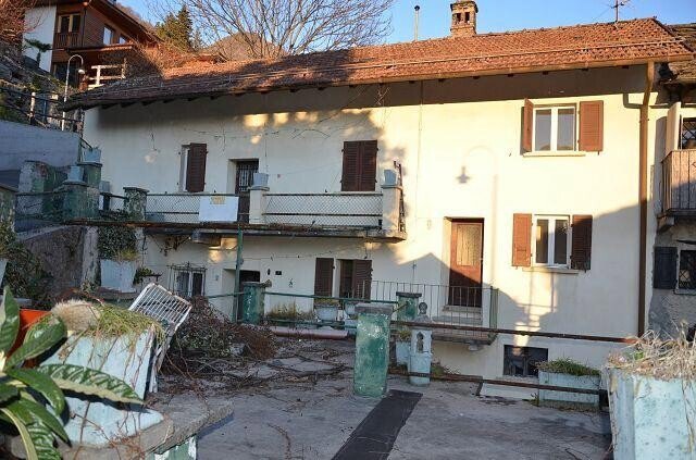 Casa di 6 locali in vendita a Agarone - immagine 1/13