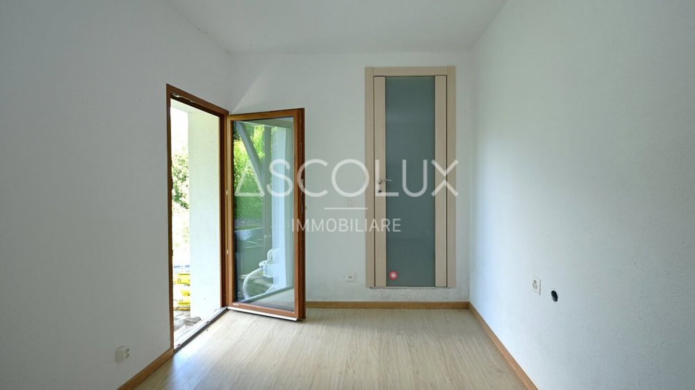 Casa di 3 locali in vendita a Arbedo - immagine 1/13