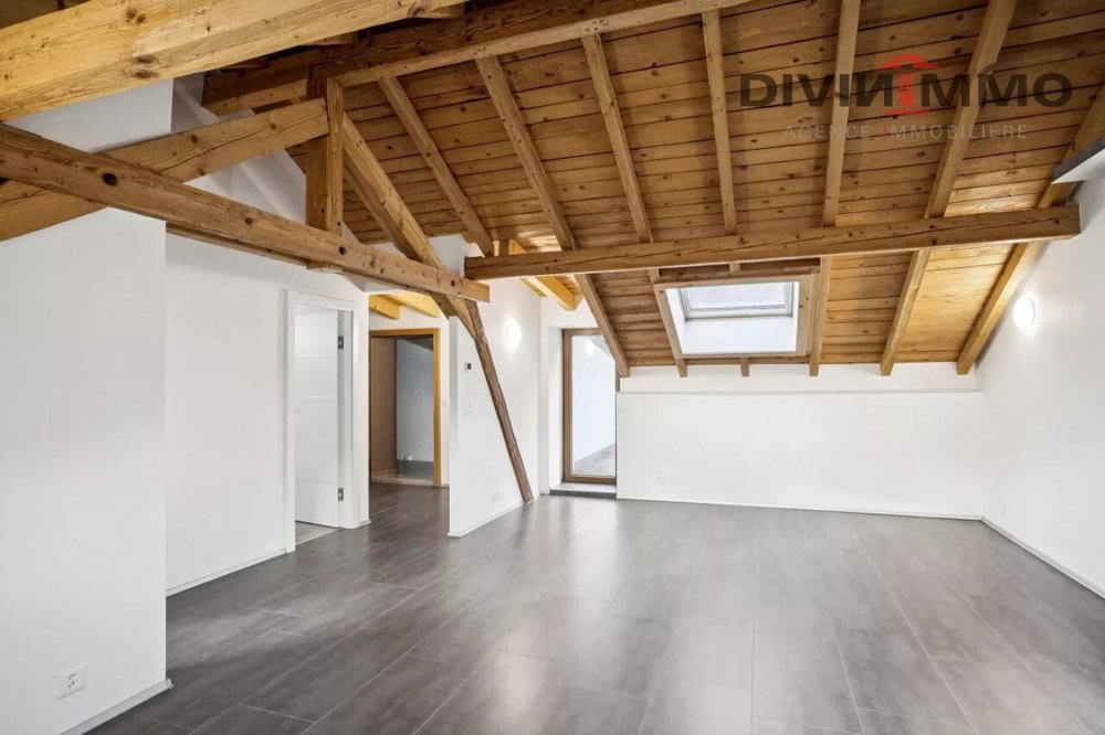 Appartement 4 pièces à acheter à Martigny - image 1/13