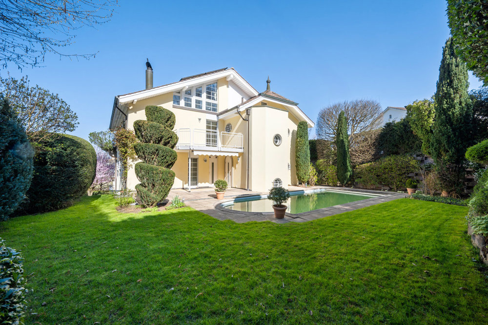 6 Zimmer Haus zum verkaufen in Bottmingen - Bild 1/13