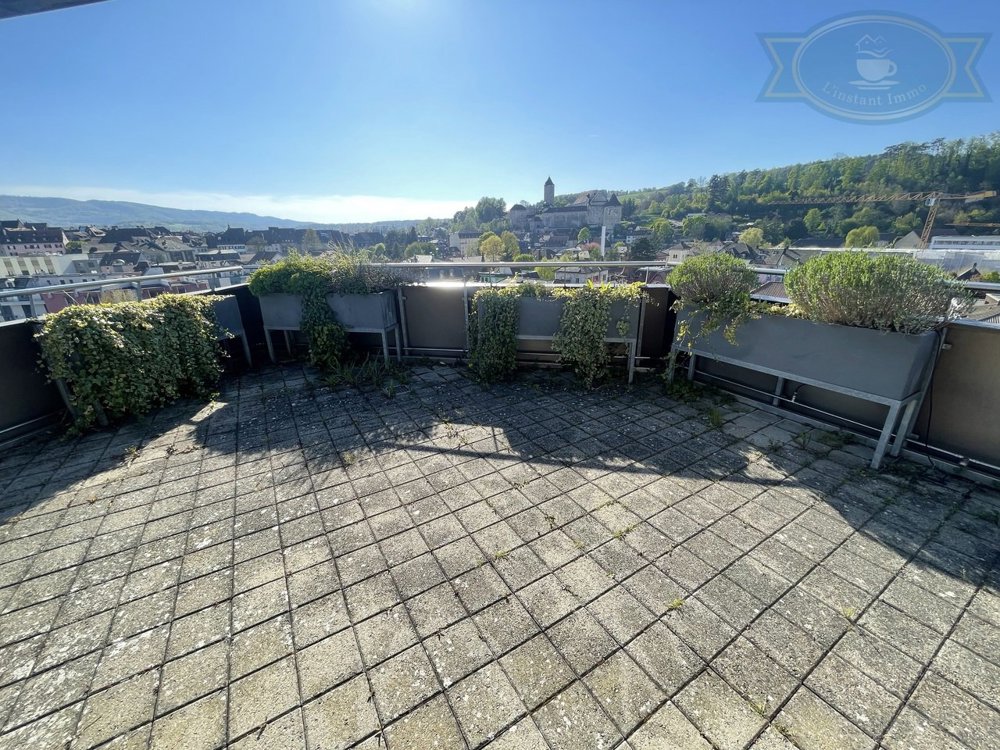 Appartement 5 pièces à louer à Porrentruy - image 1/6