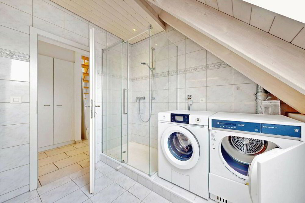 3 rooms Apartment to buy in Laufen - image 1/13