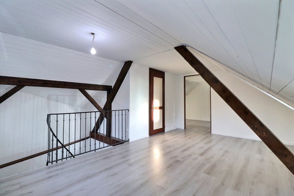 Casa di 2 locali in affitto a Chernex - immagine 1/8