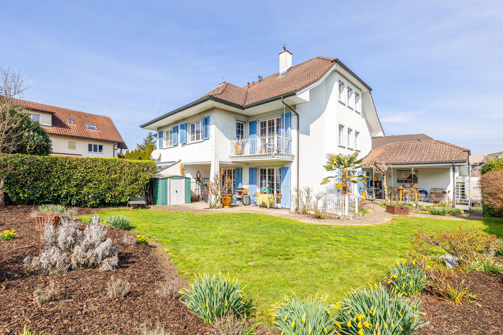 7 Zimmer Haus zum verkaufen in Bottighofen - Bild 1/13