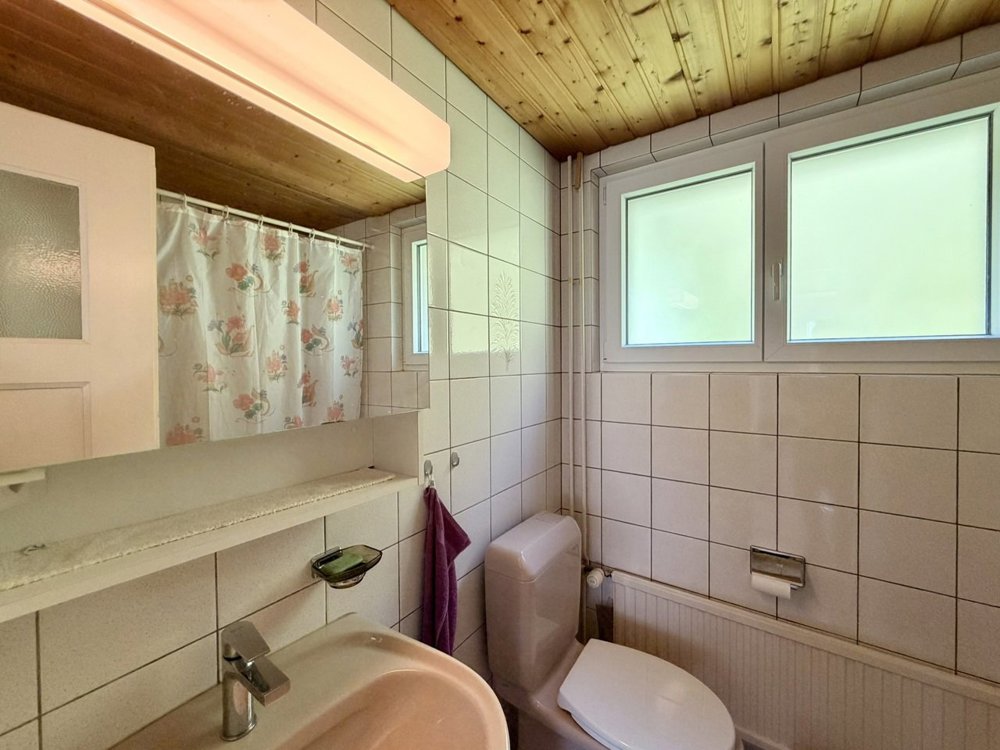 null Zimmer Haus zum verkaufen in Moutier - Bild 1/13